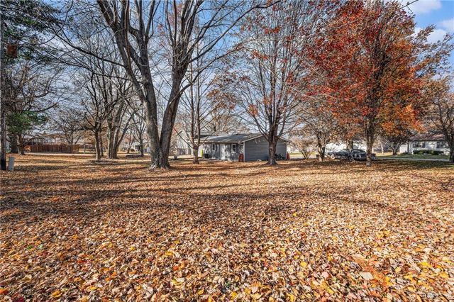 111 Pawnee Street, Hiawatha, KS 66434