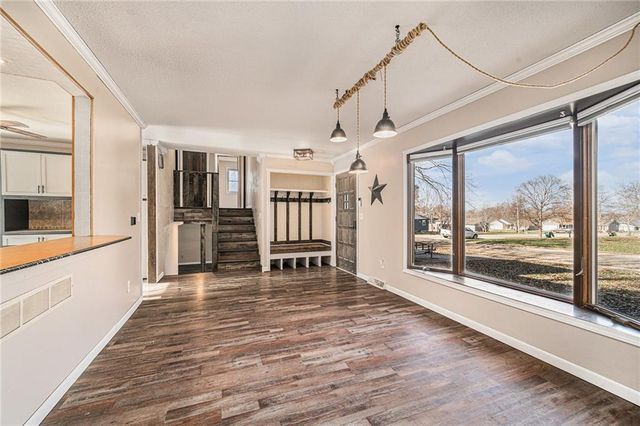 111 Pawnee Street, Hiawatha, KS 66434