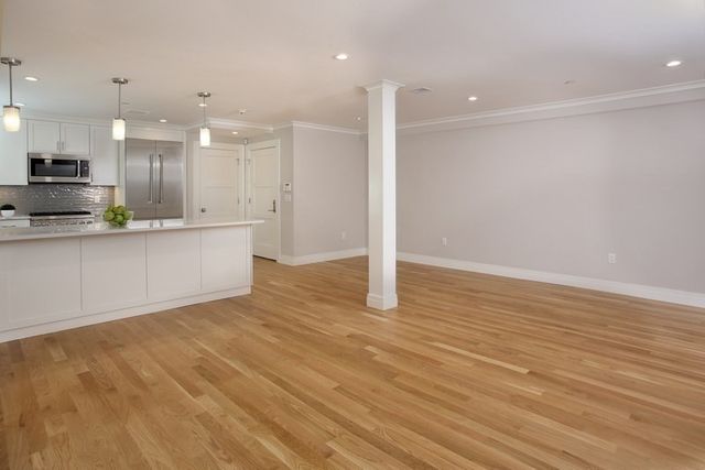 36 Longwood Ave 2, Brookline, MA 02446