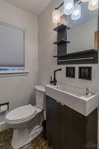 123 N Marshall Road, Middletown, OH 45042