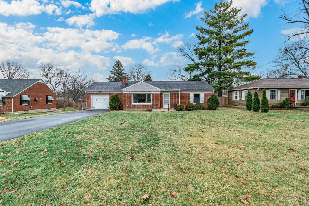 123 N Marshall Road, Middletown, OH 45042