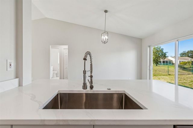 4675 56TH DRIVE E, Bradenton, FL 34203