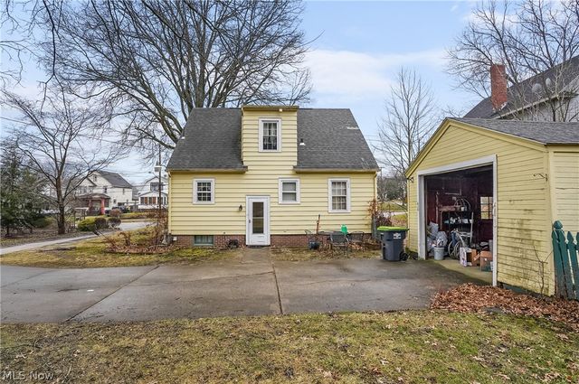 540 S 15th Street, Sebring, OH 44672