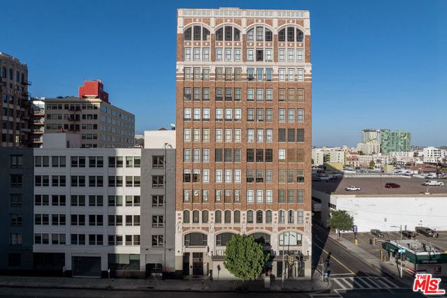 315 E 8th Street 1004, Los Angeles, CA 90014