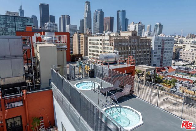 315 E 8th Street 1004, Los Angeles, CA 90014