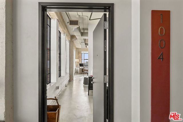 315 E 8th Street 1004, Los Angeles, CA 90014