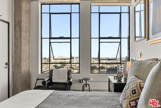 315 E 8th Street 1004, Los Angeles, CA 90014