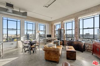 315 E 8th Street 1004, Los Angeles, CA 90014