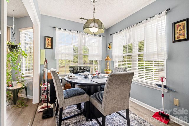5813 Amity Springs Drive, Charlotte, NC 28212