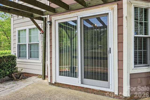 5813 Amity Springs Drive, Charlotte, NC 28212