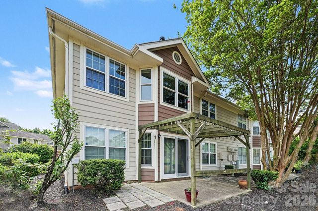 5813 Amity Springs Drive, Charlotte, NC 28212
