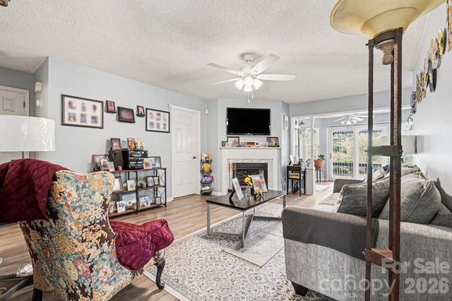 5813 Amity Springs Drive, Charlotte, NC 28212