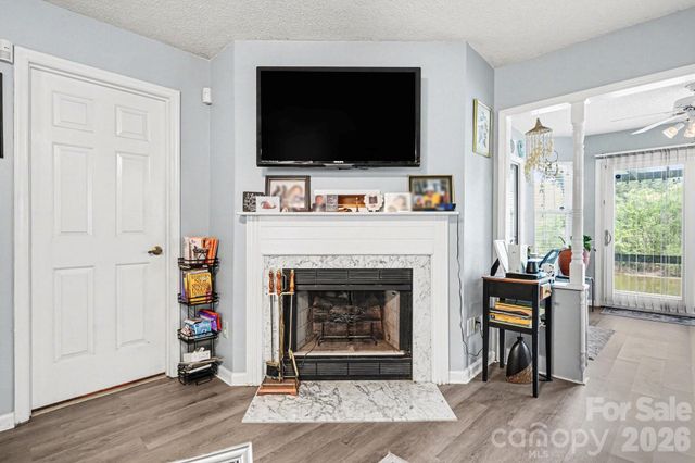 5813 Amity Springs Drive, Charlotte, NC 28212