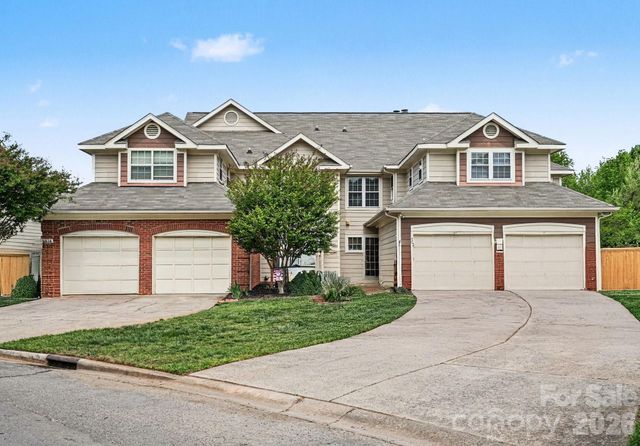 5813 Amity Springs Drive, Charlotte, NC 28212