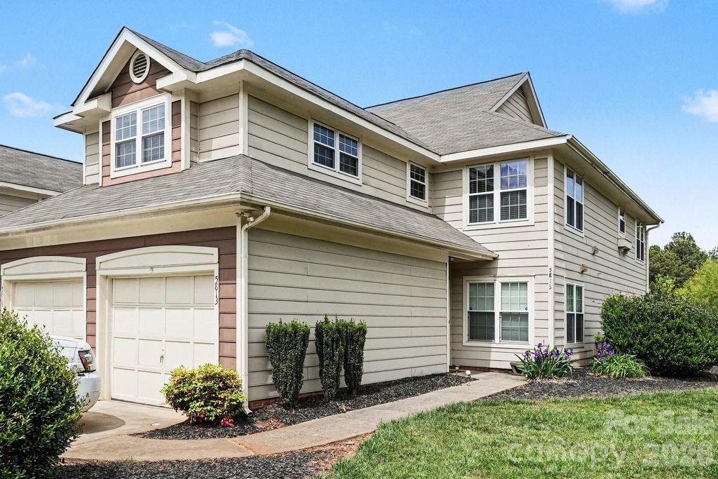 5813 Amity Springs Drive, Charlotte, NC 28212