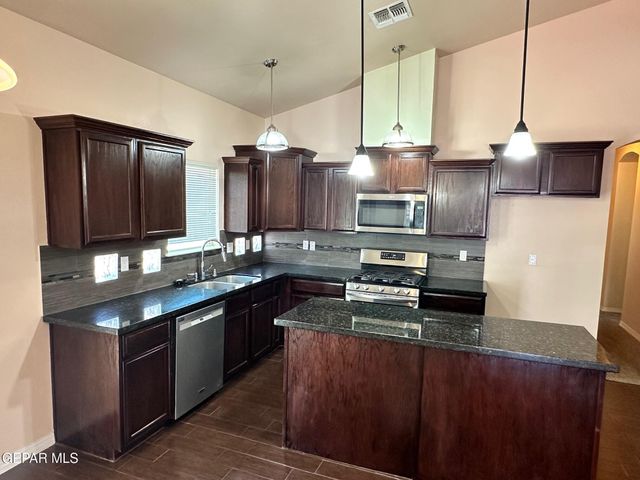 13514 EVERINGHAM Street, El Paso, TX 79928