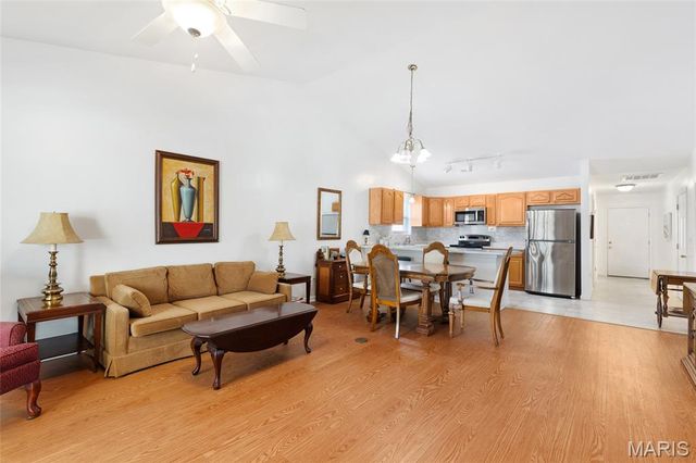 102 Hawk Nest Court, Union, MO 63084