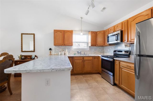 102 Hawk Nest Court, Union, MO 63084