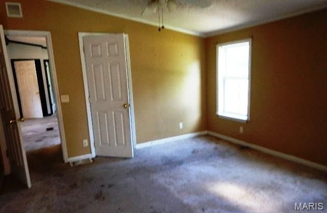 94 Pinewood Drive, Winfield, MO 63389
