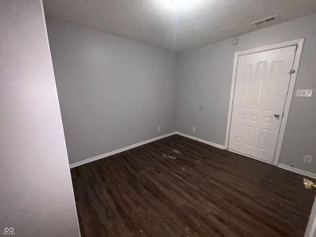 525 N Belmont Avenue, Indianapolis, IN 46222