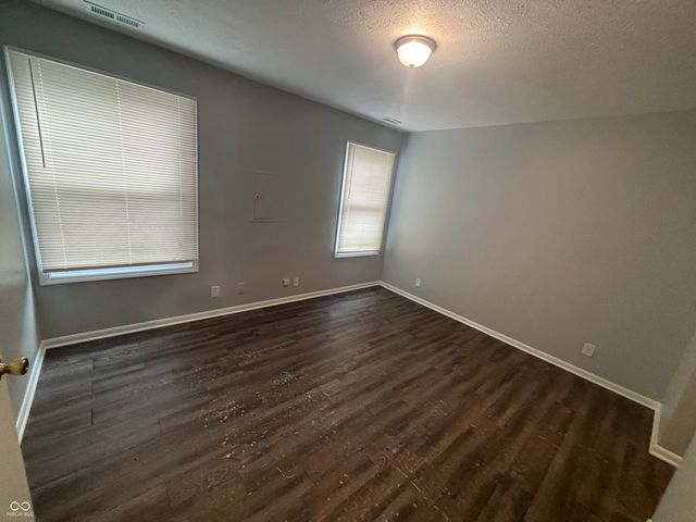 525 N Belmont Avenue, Indianapolis, IN 46222