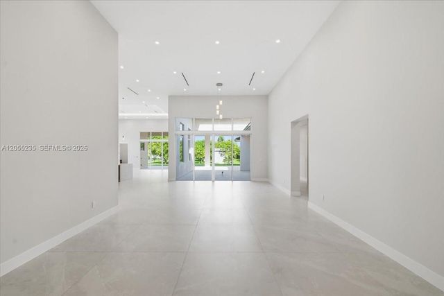 2880 SW 113 Avenue, Miami, FL 33165