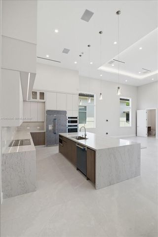 2880 SW 113 Avenue, Miami, FL 33165