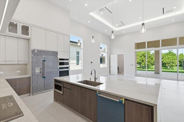 2880 SW 113 Avenue, Miami, FL 33165