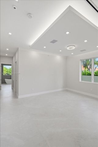2880 SW 113 Avenue, Miami, FL 33165