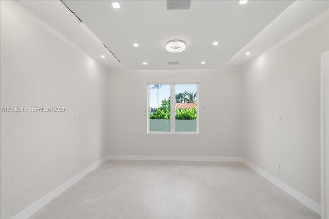 2880 SW 113 Avenue, Miami, FL 33165