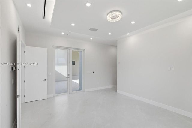 2880 SW 113 Avenue, Miami, FL 33165