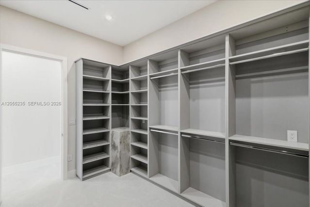 2880 SW 113 Avenue, Miami, FL 33165