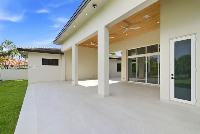 2880 SW 113 Avenue, Miami, FL 33165