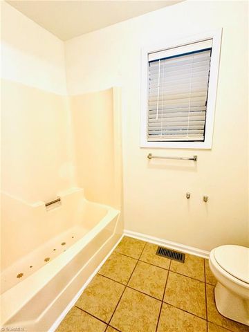 2101 Aspen Way, Winston-salem, NC 27106