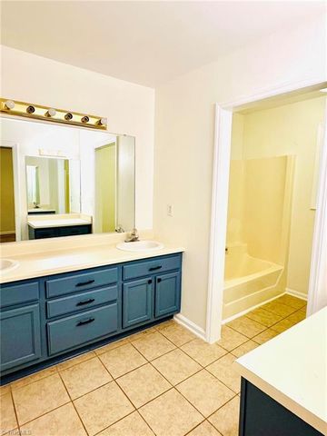 2101 Aspen Way, Winston-salem, NC 27106