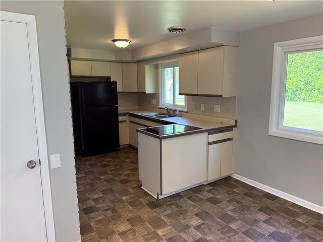 1 Marilou Drive, Gates, NY 14624