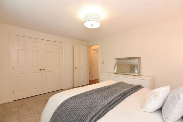 14 Bourbon St. 31, Peabody, MA 01960