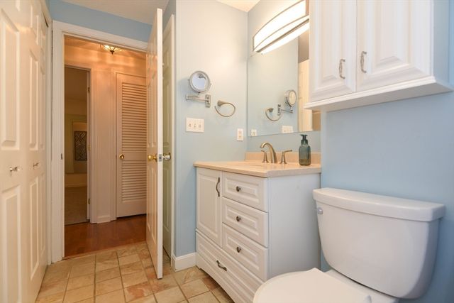 14 Bourbon St. 31, Peabody, MA 01960