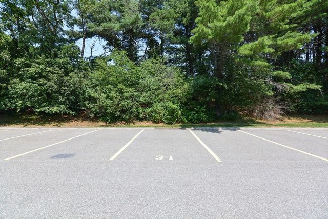 14 Bourbon St. 31, Peabody, MA 01960