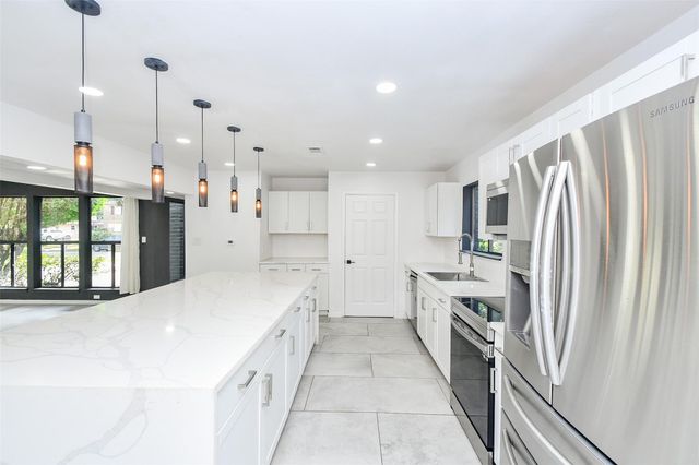 10711 Villa Lea Lane, Houston, TX 77071