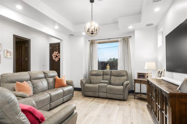 7341 Avenue E, Houston, TX 77011