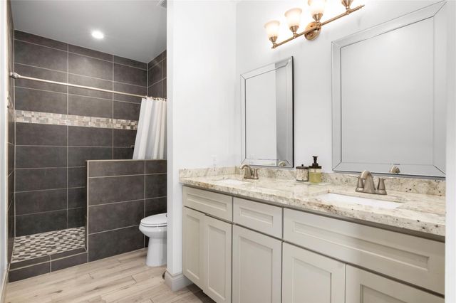 7341 Avenue E, Houston, TX 77011