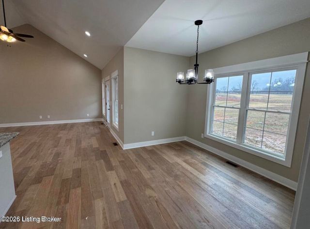 160 Tommy Ct, Shepherdsville, KY 40165