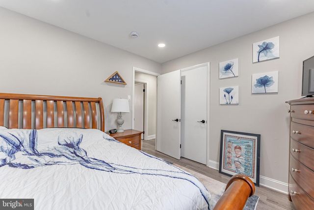20 WALNUT ST, Newtown Square, PA 19073