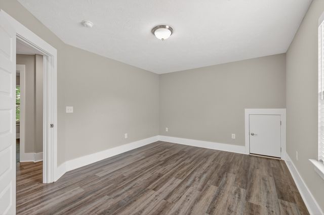 2143 Bell St Apt A, Ashland City, TN 37015