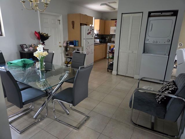2816 NW 15th Street 2R, Miami, FL 33125