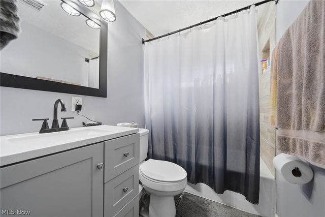 9185 Milford Drive, Northfield, OH 44067