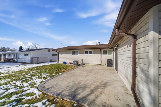 9185 Milford Drive, Northfield, OH 44067