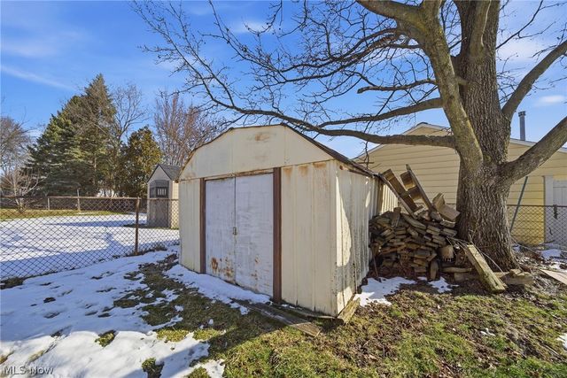 9185 Milford Drive, Northfield, OH 44067