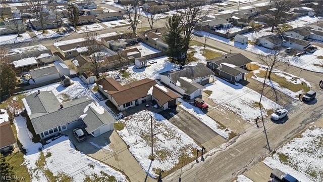 9185 Milford Drive, Northfield, OH 44067